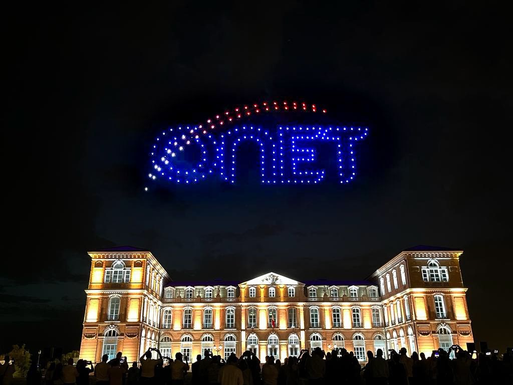 onet-drone-light-show